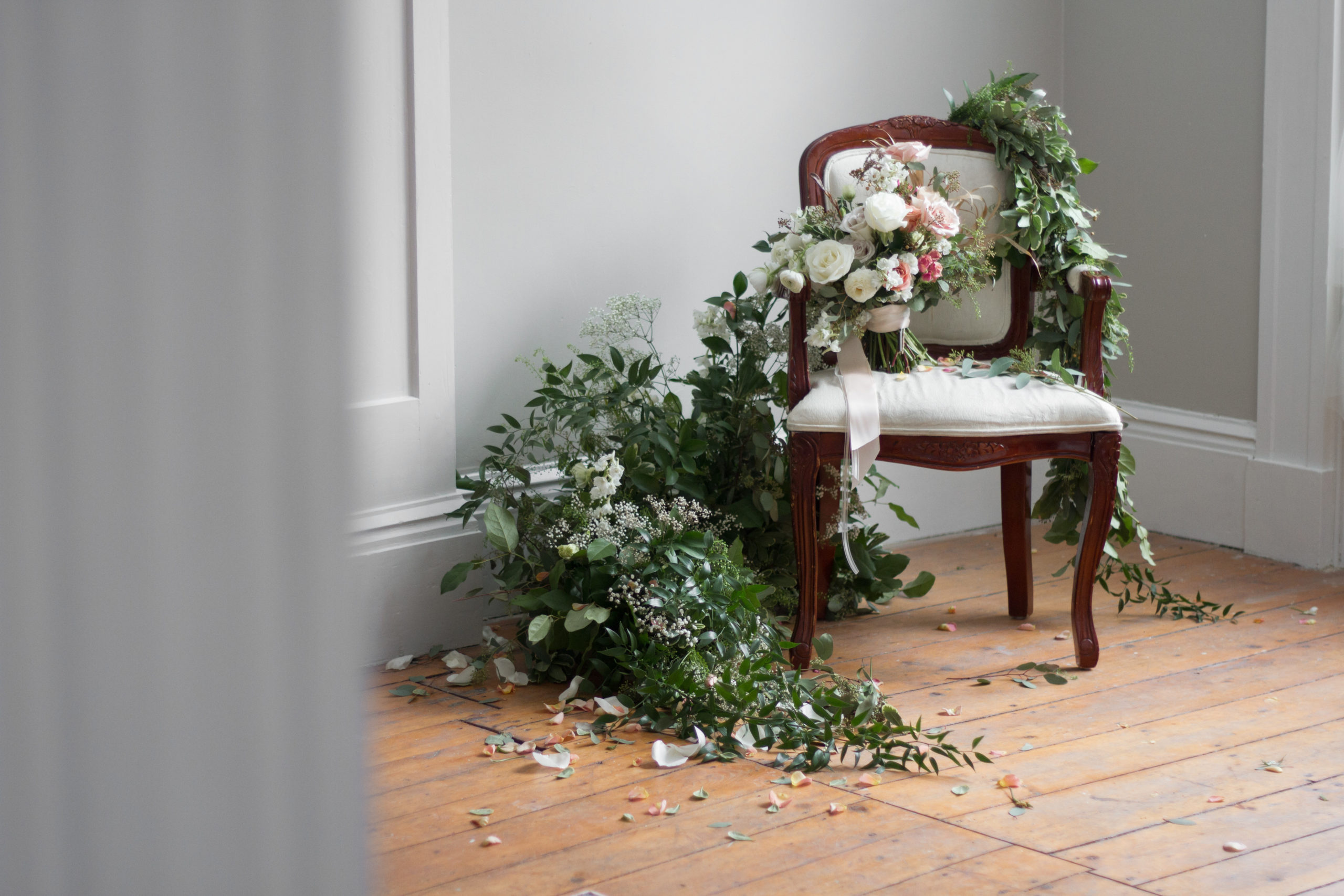 “Lady Of The Manor” Styled Shoot