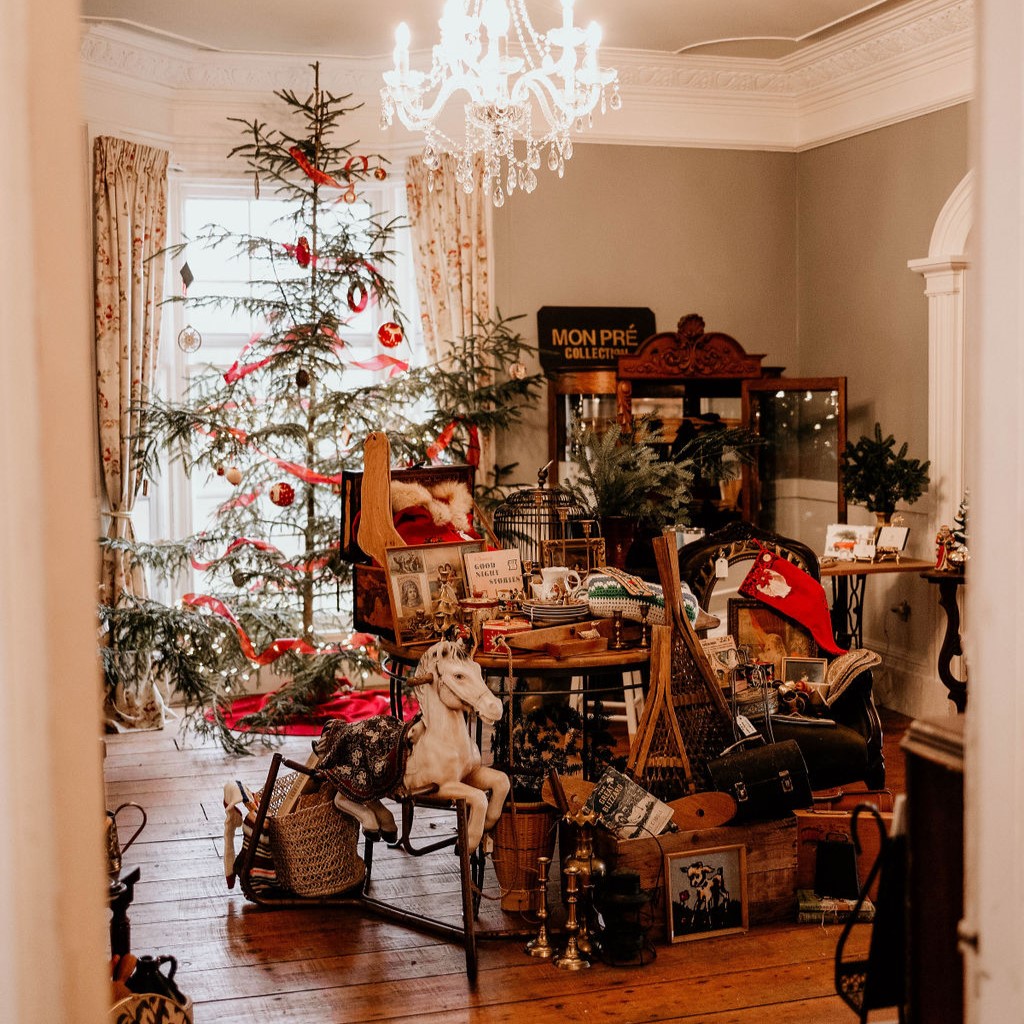 Christmas At The Manor 2023 - Lady Smith Manor